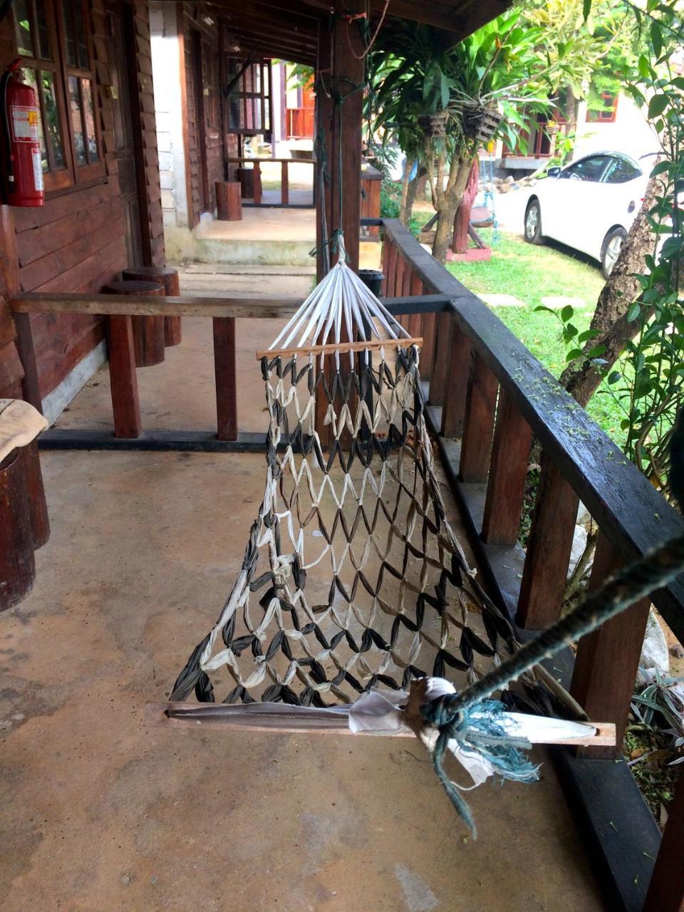 Sabaidee Guesthouse & Restaurant Nam Theun Bagian luar foto