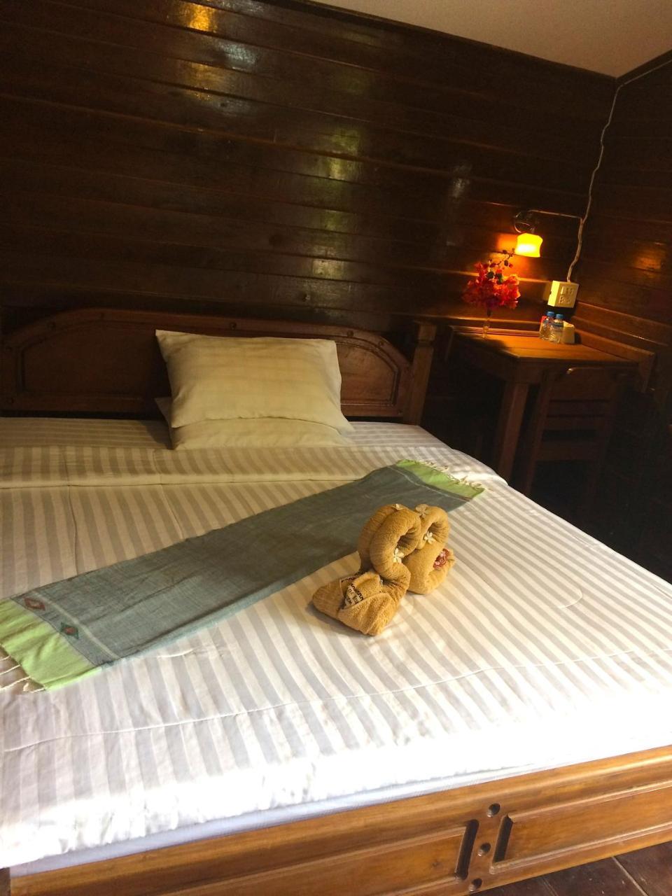 Sabaidee Guesthouse & Restaurant Nam Theun Bagian luar foto